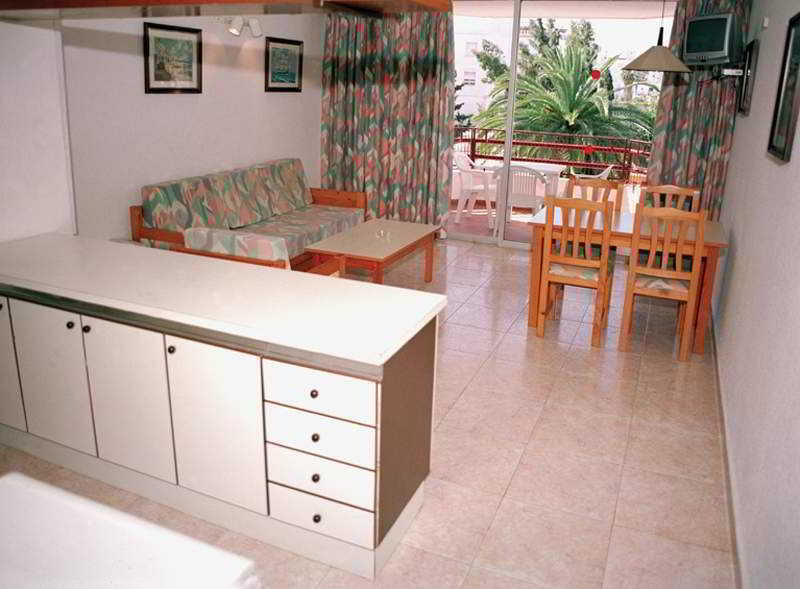 อปาร์ตาเมนโตส ลิโด Apartment อิบิซาทาวน์ ภายนอก รูปภาพ